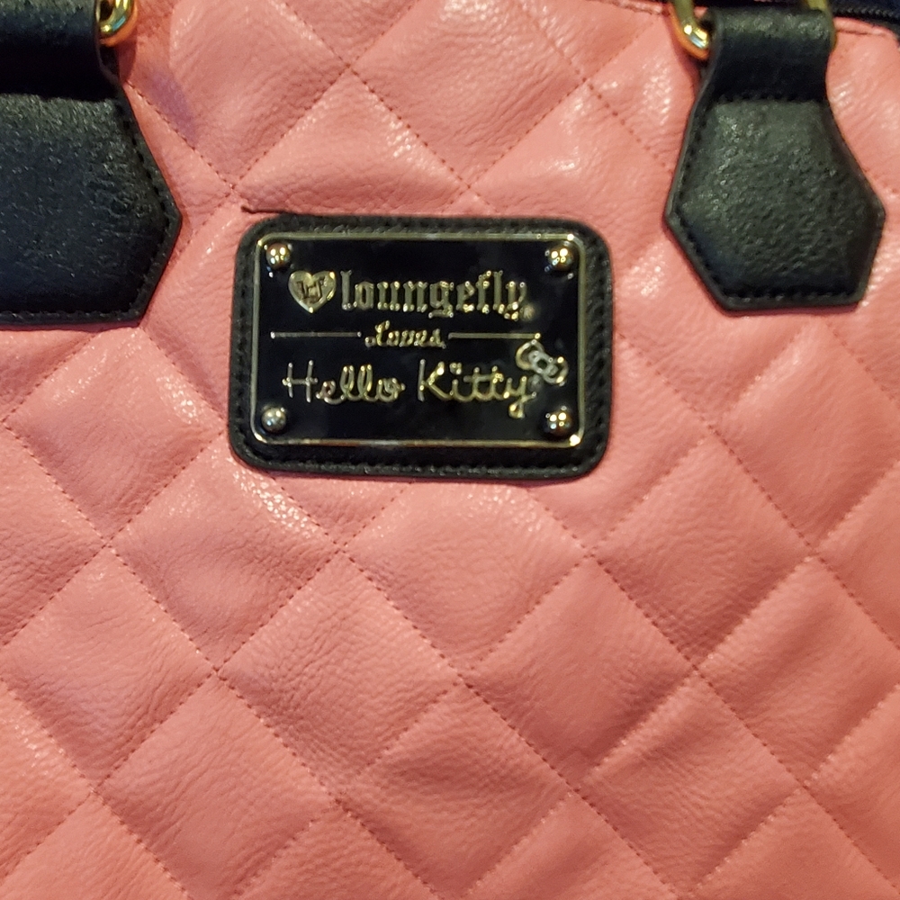 Hello Kitty Loungefly RARE Handbag - Picture 12 of 16